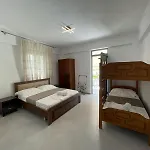 Qeparo View Rooms